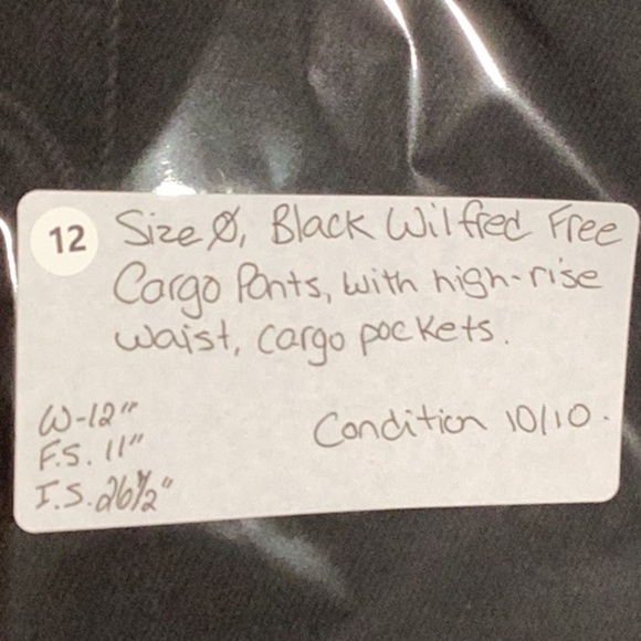 12- Size 00 medium Wilfred Free black cargo pants high-rise waist cargo pockets - Picture 10 of 10